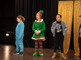 holidaytheater1